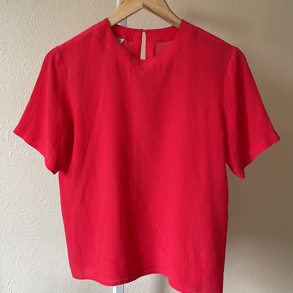 Vintage Bethany beautiful coral 100% silk blouse